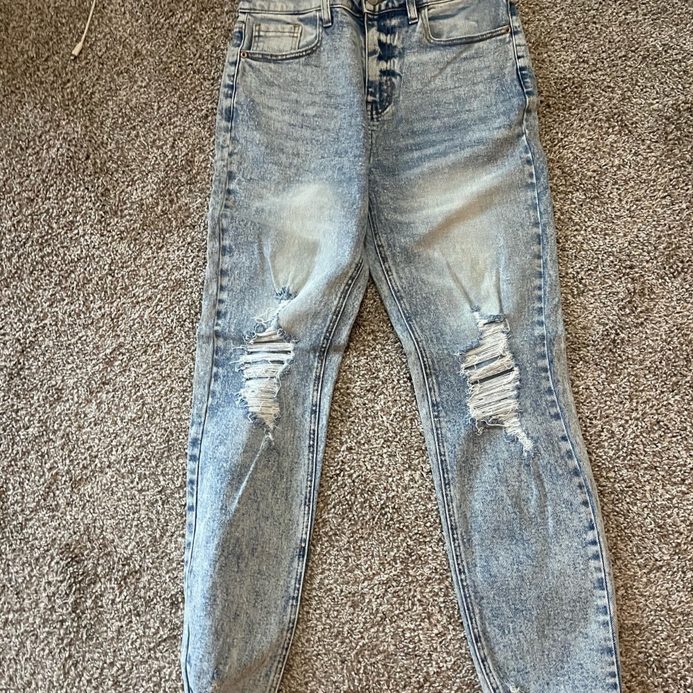 Cello Light Blue Distressed Women’s Jeggings